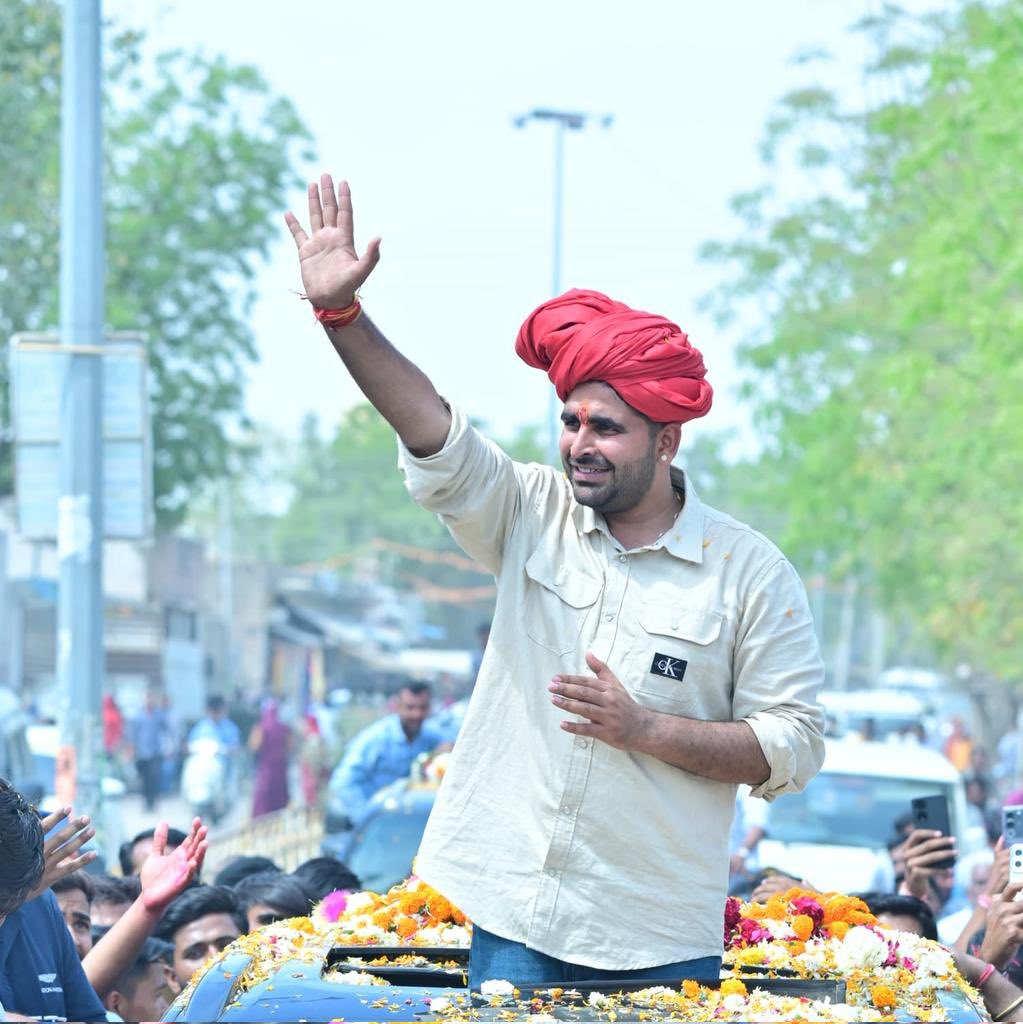 legacyofrajput's tweet photo. जितनी साजिशें और षड्यंत्र होंगे
रविन्द्र भाटी उतना मजबूत होगा।

#आएगा_तो_भाटी_ही https://t.co/ueaeVpF0v1