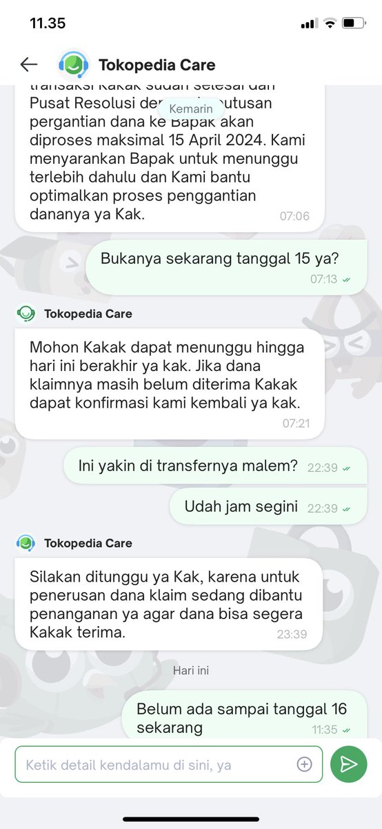 Fuguh's tweet photo. @TokopediaCare Halo min saya belanja di tokopedia barang dinyatakan hilang 
Dan katanya uang akan kembali paking lambat tanggal 15 april tapi sampai sekarang belum dapat dana pengembalianya dan kalau di aplikasi dibilang malah tidak ada estimasinya kapan akan kembali dananya ada solusi? https://t.co/wmlFx7aoSX
