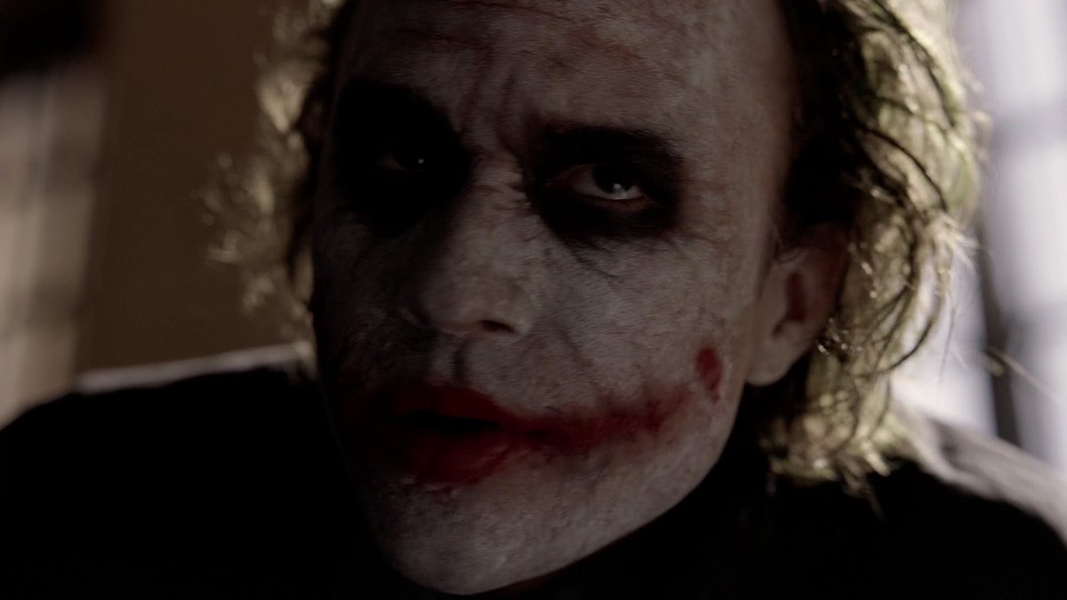 TheCinesthetic's tweet photo. The Dark Knight (2008) dir. Christopher Nolan https://t.co/scDCYKwQYw