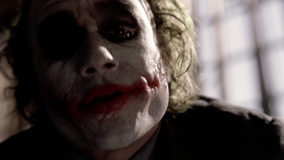 TheCinesthetic's tweet photo. The Dark Knight (2008) dir. Christopher Nolan https://t.co/scDCYKwQYw