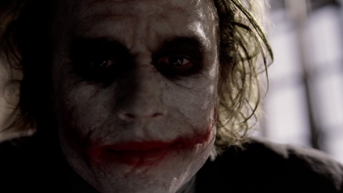 TheCinesthetic's tweet photo. The Dark Knight (2008) dir. Christopher Nolan https://t.co/scDCYKwQYw