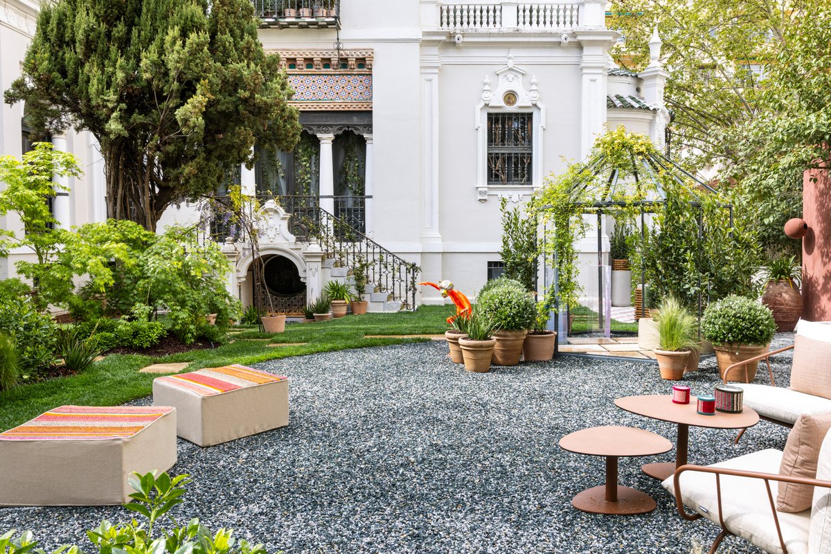 📣Empieza @CasaDecor y regresamos como participantes oficiales del evento expositivo de interiorismo, diseño y tendencias más importante de España 🙌. Llegamos para trasladar un mensaje claro a sus visitantes 🗣️: queremos hacer realidad el hogar de sus sueños.