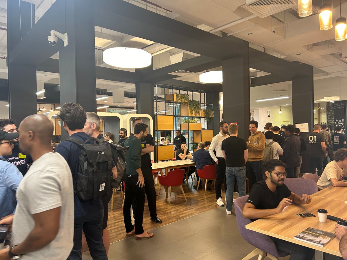 cyclenetwork_GO's tweet photo. 💥Heyyy, the Cycle team has arrived in #Epicweb3 already. Our presentation is scheduled to start in a few hours. 

✋We'll be discussing the future of #L2, #Restaking , and #OMNI  infra with outstanding projects like @LayerZero_Labs , @eigencloud , @zetachain , @taikoxyz, and more.

🤩Stay Tuned.