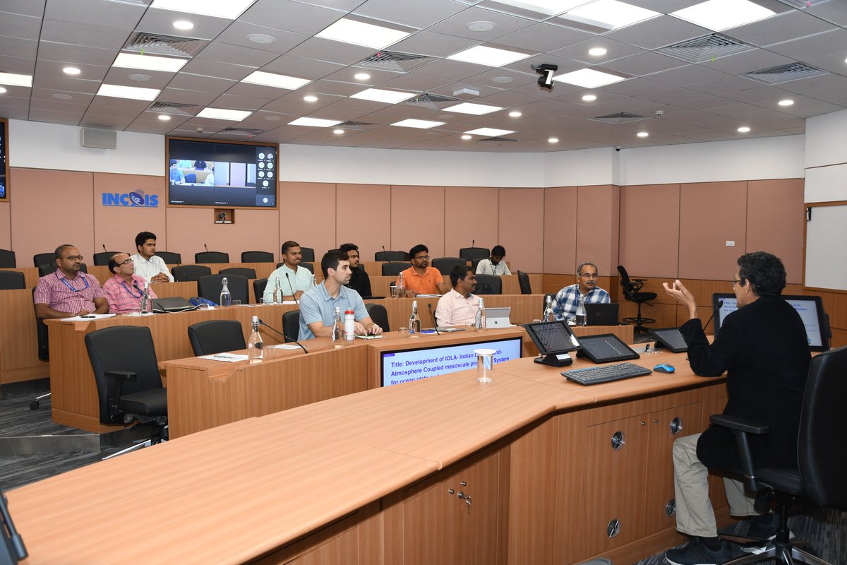 incoismoes's tweet photo. Day-1 of #MonsoonMission Project #WorkingGroup on #IndianOceanLandAtmosphereCoupledModel met at @ESSO_INCOIS , #Hyderabad has successfully concluded with valuable insights on #IOLA and advancements in #OceanModelling 🌊 https://t.co/yuuftaFXA1