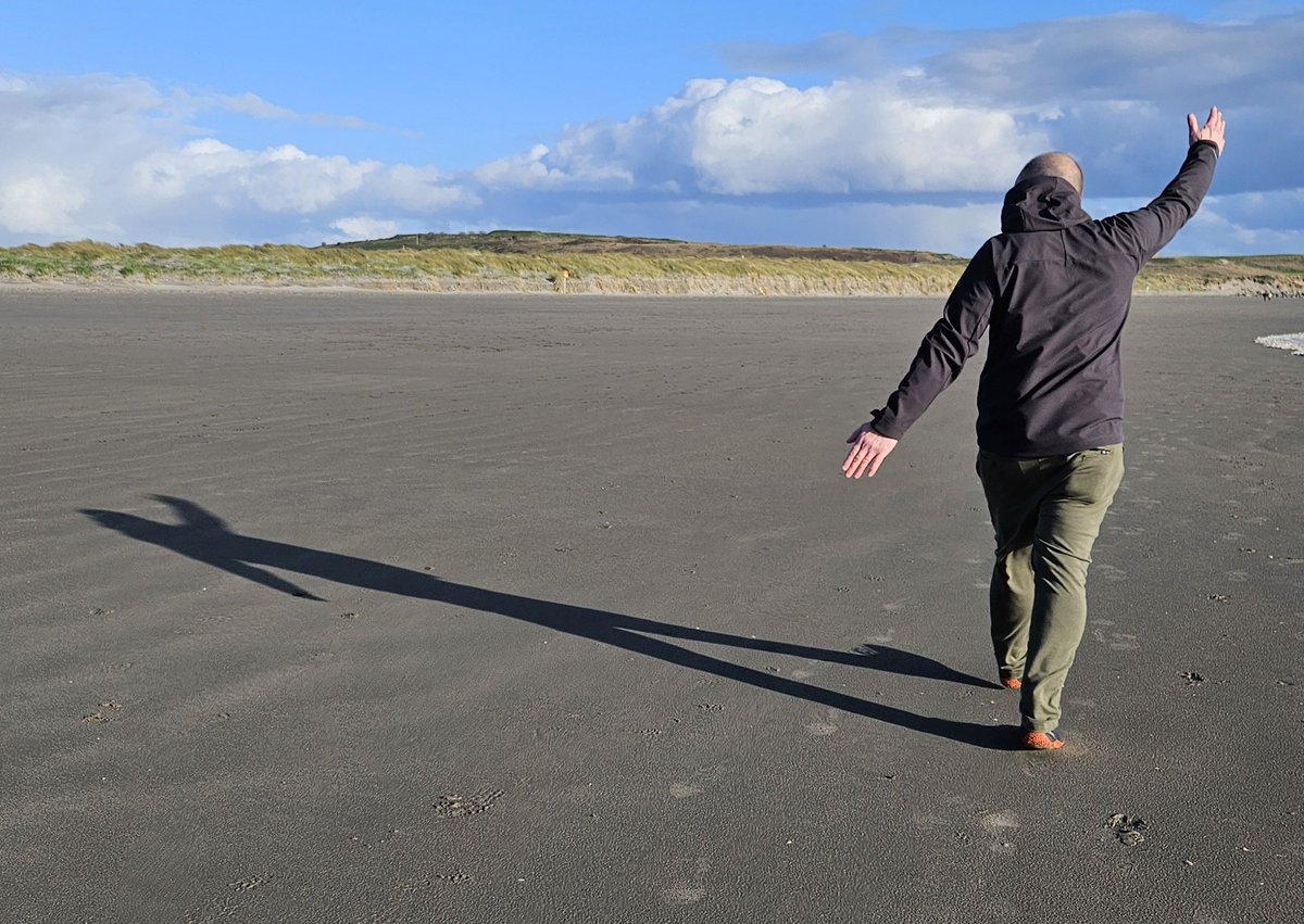 Rosses Point wanders & wavy dances with @outdoorsligo #choosesligo #WildAtlanticWay #keepdiscovering #Sligo