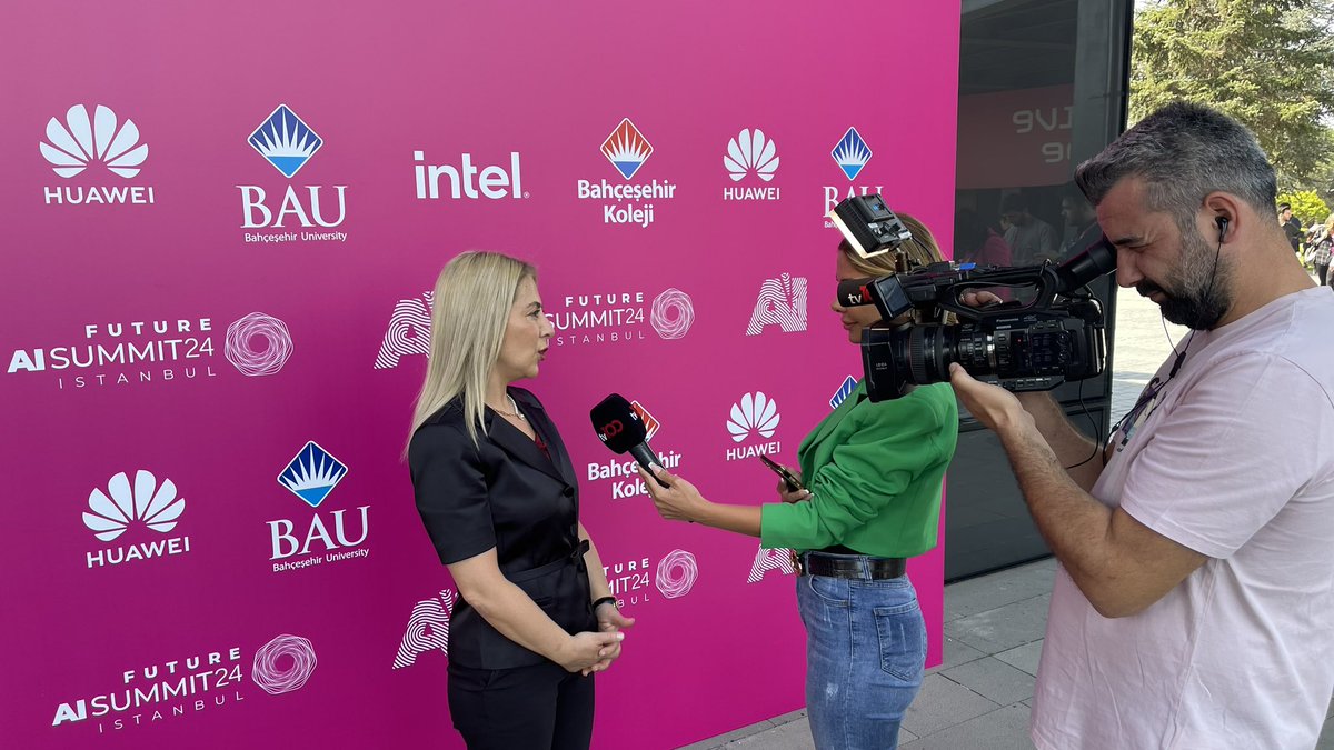 drleventeraslan's tweet photo. BAU Future AI Summit’te BUEK Başkanı Sn. @EnverYucel @bahcesehir_k12 Genel Müdürü Sn. @dagozlem ile yapay zeka ve gelecek başlığında @tv100 ekranlarına konuştuk. 
Eğitimde birçok yeniliği getiren bu değerli eğitimciler arasında olmaktan büyük keyif aldım. #AI #yapayzeka @SodimerTr
