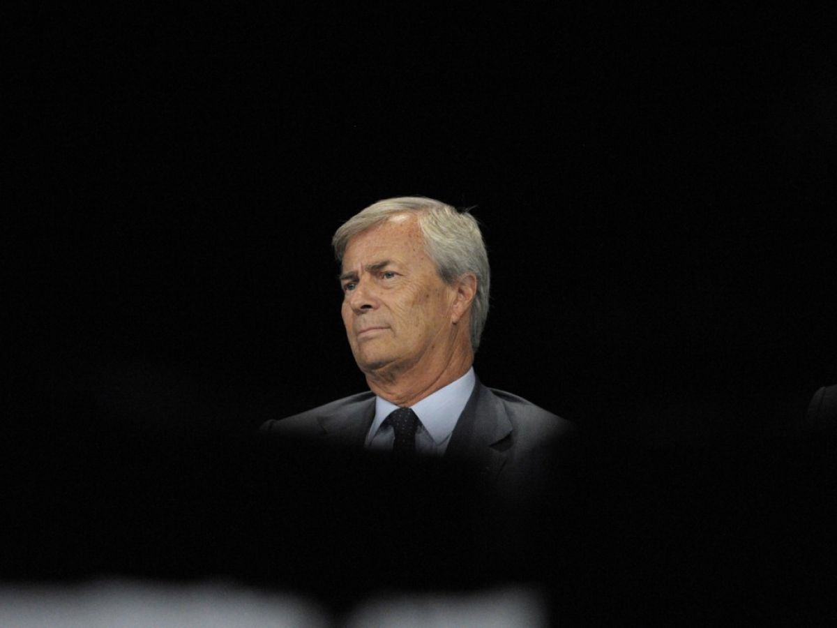 corennt1n_'s tweet photo. 🧵[Thread] : 🌐 Vincent Bolloré : portrait d'un titan médiatique et financier 🌐 https://t.co/eJ8zaoSldA