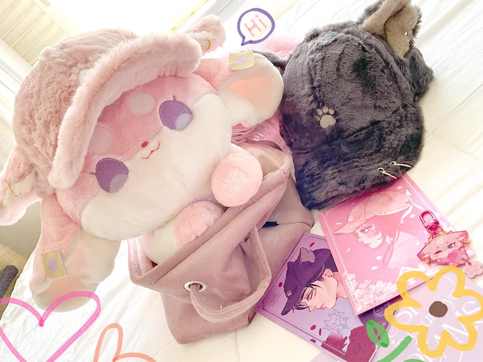 Look at what arrived!!! The caps from  are so soft and cute and the prints are amazing!!! 