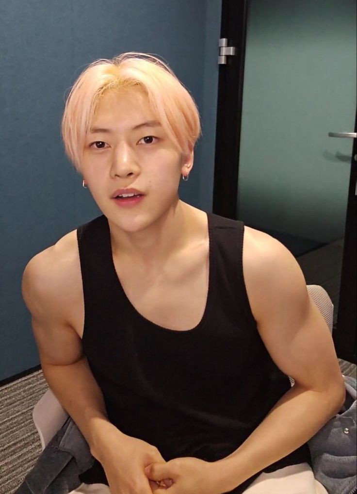 0528_files's tweet photo. random stuff #seokmatthew went viral for a thread: https://t.co/708uUbfVXE