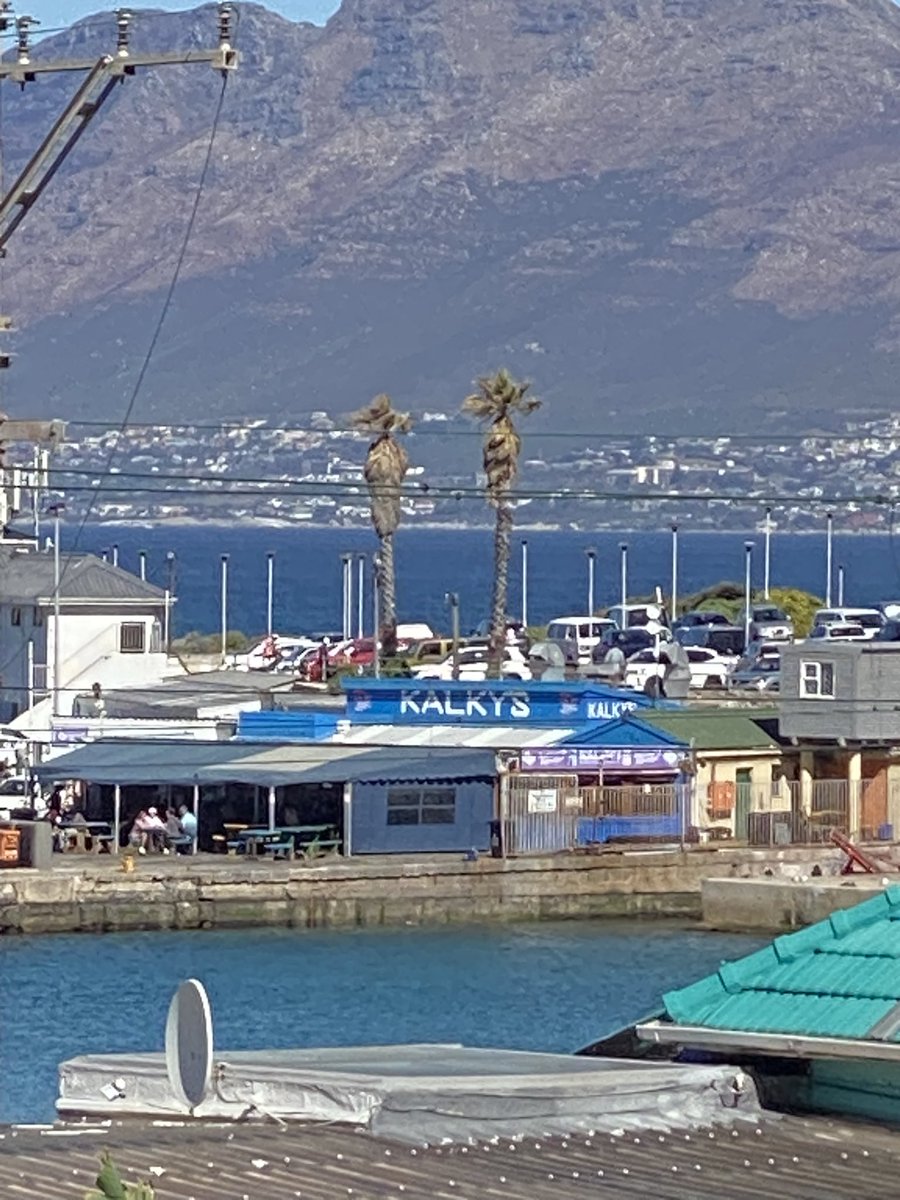 Kalky’s. A well known local restaurant #KalkBay