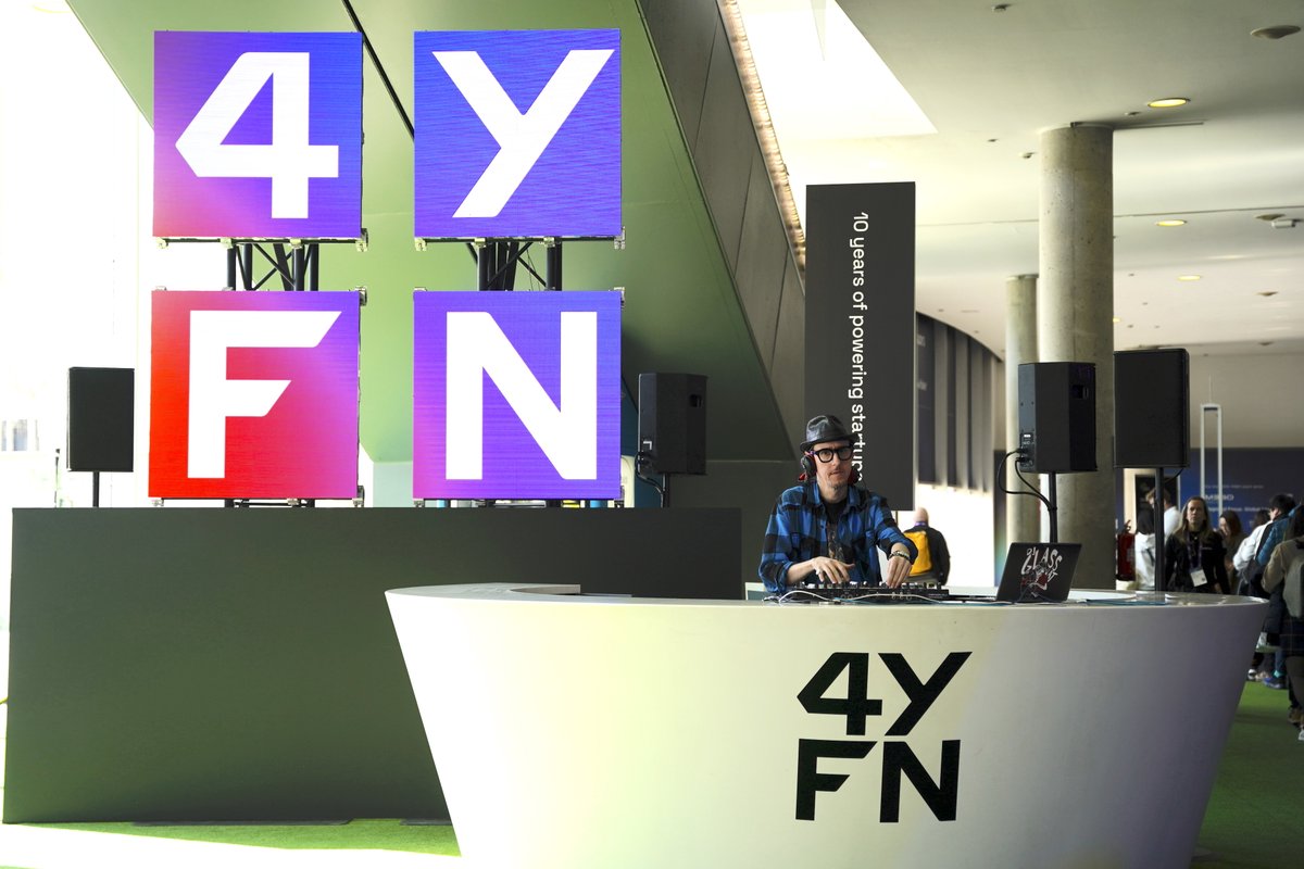 Our happy place 💟 #4YFN24