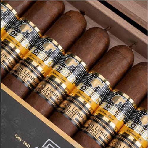 Cohiba 55th Aniversario Cigar (2021 Limited Edition) - 1 Single Cigar

cgarsltd.co.uk/cohiba-55th-an…

#lifeisgood #luxury #luxurylifestyle #cigaraficionado #cigaroftheday #cigarsociety #cigarlover #cigarsmoking #cigar #cigarporn #Cuban #Cubancigar