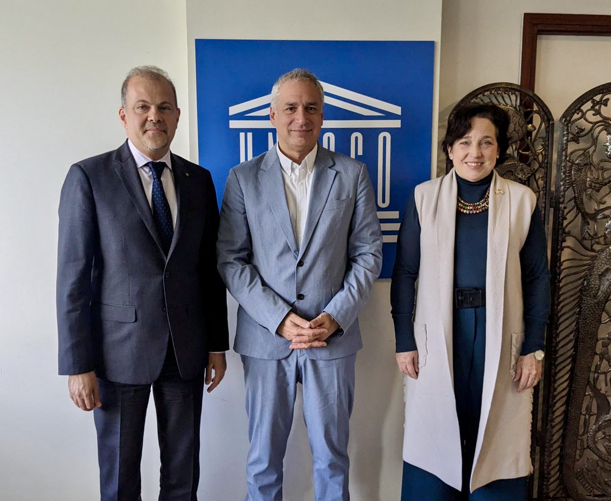 Great meeting with ADG for Culture @ErnestoOttoneR. @USUNESCO & @ECAatState are fully committed to backing 🇺🇸 implementation of key @UNESCO cultural conventions. Through 28 bilateral agreements, we’re preventing cultural heritage trafficking. Our U.S. Ambassadors Fund for…