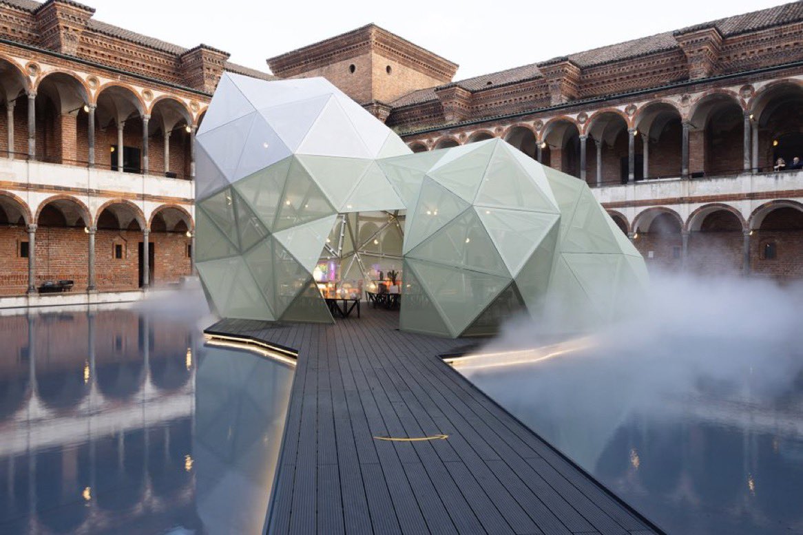 Amazon presents “The Amazing Walk”, an installation inspired by #viaggio ➕ wonder, created together with @madarchitects_ for #FuoriSalone2024 , as part of the exhibition-event #InterniCrossVision . Until 28April in the Farmacia Courtyard @LaStatale 
#MDW24 @AmazonNewsItaly