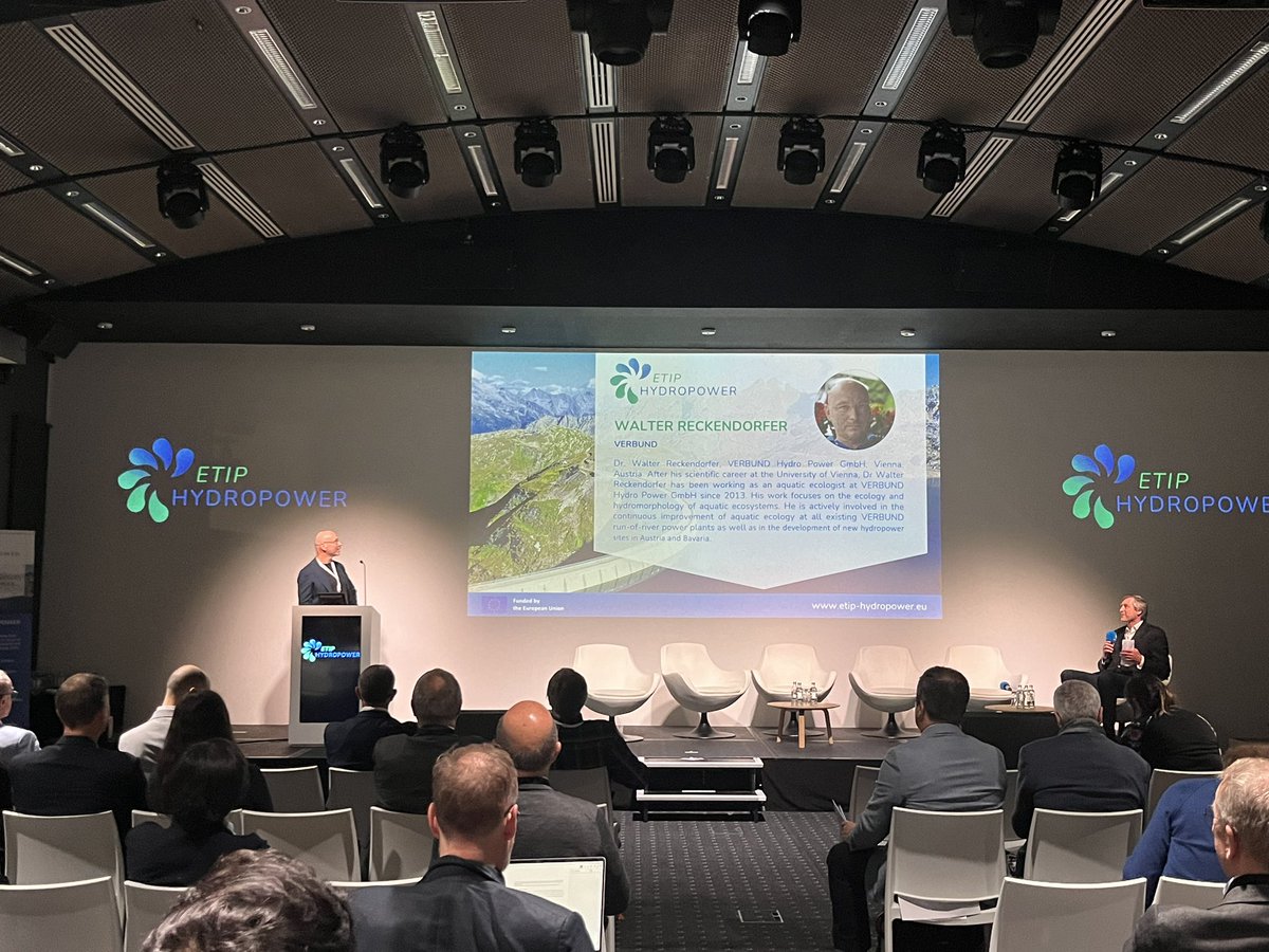 Second presentation of Session 2 is taking place! Walter Reckendorfer from @verbundag is showing the significant impact of #hydropower on the #environment and #biodiversity through several conducted projects💧 #HPD #HPD24
