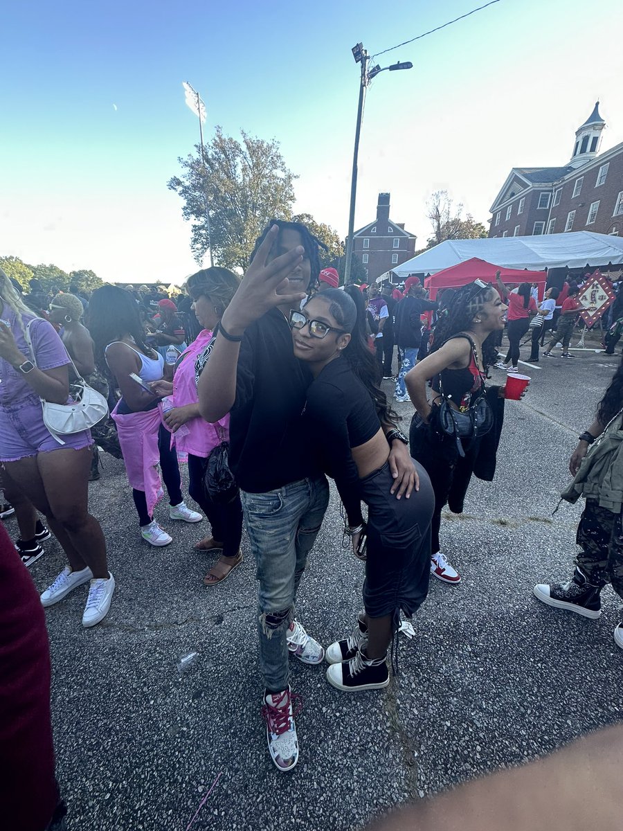 babyboat22's tweet photo. Who live in Atlanta or go to Clark Atlanta can somebody please help me find her 🙏🏽🙏🏽🙏🏽 #Atlanta #Helpmelook https://t.co/alwyqIUjdH