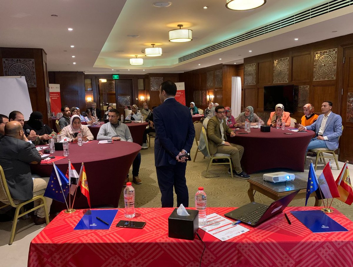 conmigoeg's tweet photo. Day 2 of #CONMIGO training in #Alexandria, empowers frontline workers with knowledge of legal frameworks for combating illegal/irregular migration.  #Egypt #ChildRights https://t.co/baHpmGGeEj
