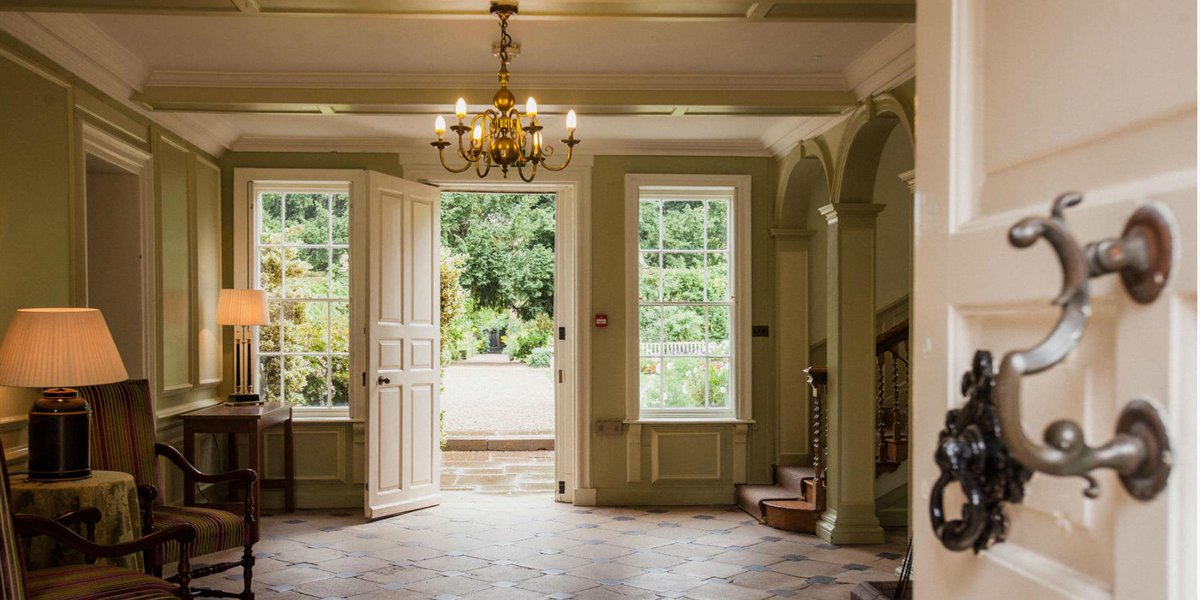 Free #BelgraveHall Guided Tours Free guided tours of the wonderful Belgrave Hall and Gardens are available this Spring and Summer. Book your free place online: leicestermuseums.org/BelgraveHallTo…
