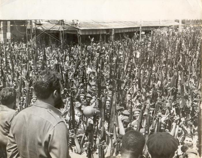 El 16 de abril de 1961 se producen tres hechos gloriosos para el pueblo cubano: la declaración del carácter socialista de la Revolución, el Día del Miliciano, y la fundación del Partido Comunista de #Cuba @PartidoPCC. #CubaViveEnSuHistoria #SantiagoDeCuba