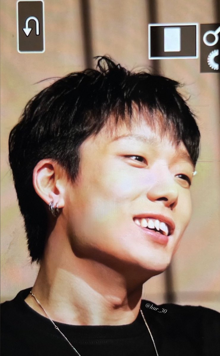 hur_30's tweet photo. 240416 에버라인 대면

🤦🏻‍♀️🖤

#iKON #아이콘 #김지원 #BOBBY #바비 #バビ
@bobbyranika https://t.co/UbUeJ8cwV3