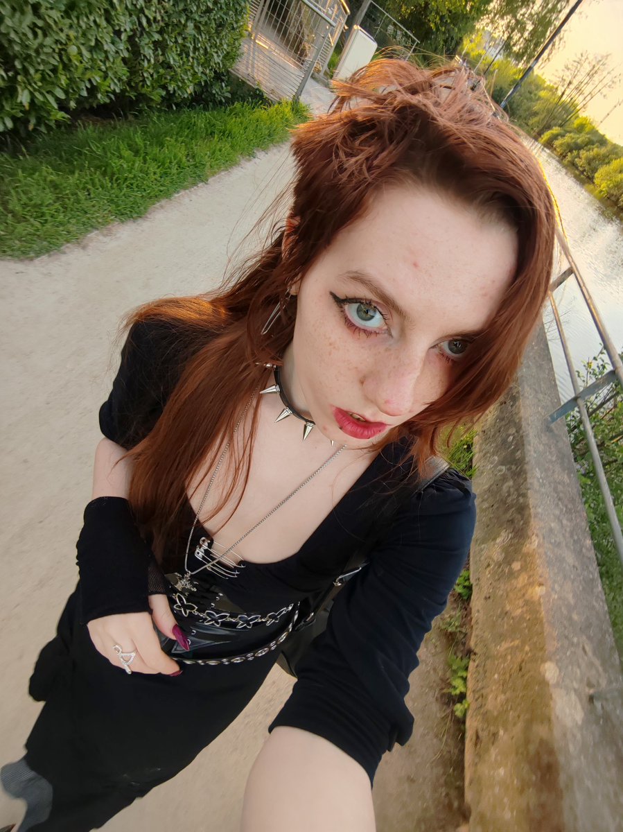 ghostletta's tweet photo. pinterest / me https://t.co/ktjXLzNxg3