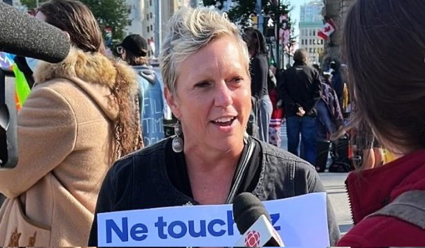 Teachers' unions oppose #NDP bill to ban reasonable use of force against unruly kids. @CTFfce President says it 'puts teachers at risk of being charged with assault.' blacklocks.ca/teachers-again… @MarilynGladuSL