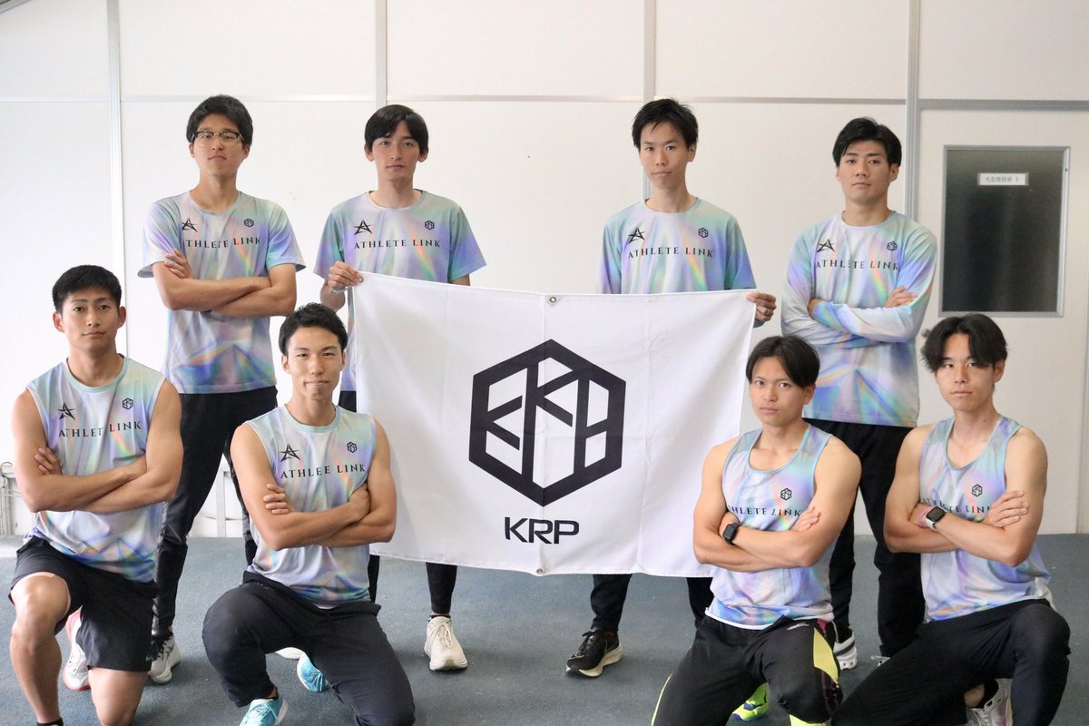 dangomu444's tweet photo. KRP ホログラムシリーズ

コイケスポーツ様に
長袖とノースリーブを新たに提供していただきました！

唯一無二のデザイン！好きすぎる！

気持ちが上がるウェアを着て、競技もさらに上を目指します！

いつも応援・サポートありがとうございます！！

#コイケスポーツ
#KOIKESPORTS
#KRP 
@koikesptf https://t.co/eenUBOqyri