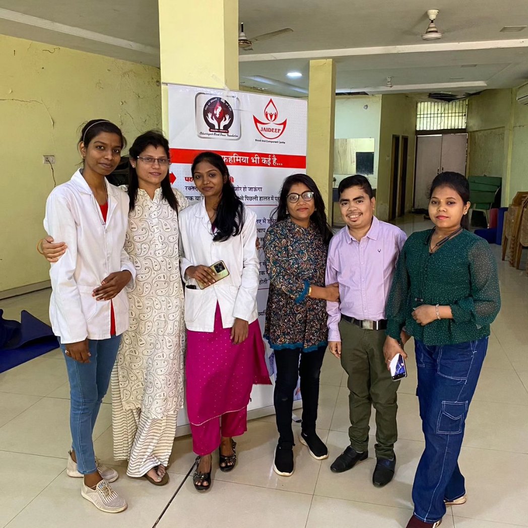 kashfoundation's tweet photo. Blood donation camp organized by Koi Apna Sa Ho KASH foundation for our thalassemia warriors. https://t.co/nxa7FKukEe