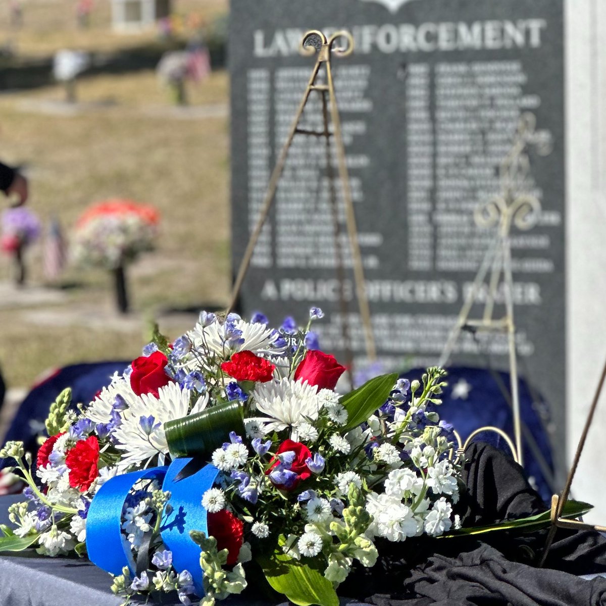 PBCountySheriff's tweet photo. So far this year, we've lost 41 brave souls in the line of duty. Their sacrifice echoes across the nation, reminding us all of the dangers faced by those who serve. We honor their memory and extend our deepest gratitude to all law enforcement officers who put their lives on the line daily.🖤 #RememberTheFallen