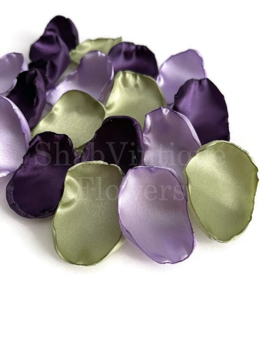 ShabVintiqueFwr's tweet image. 💥Wedding Table Decorations, Purple Lavender Light Sage Flower Petals buff.ly/46a84Uz #springwedding #weddingessentials #weddinggift #giftsforbrideandgroom #etsyseller