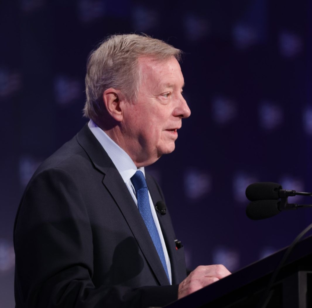 ahahospitals's tweet photo. "We learned hospitals are more than just physical spaces for treatment, you are the anchors of our community and our nation." - @SenatorDurbin #AHAMtg https://t.co/llpivSNs76
