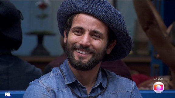 fofoca24hr1's tweet photo. 🚨BRASIL: A Grande Final do Big Brother Brasil acontece HOJE. Quem deve ganhar? https://t.co/cKIXPcFOsF