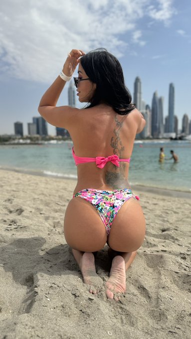 Dubai life https://t.co/V0DQyN9r06