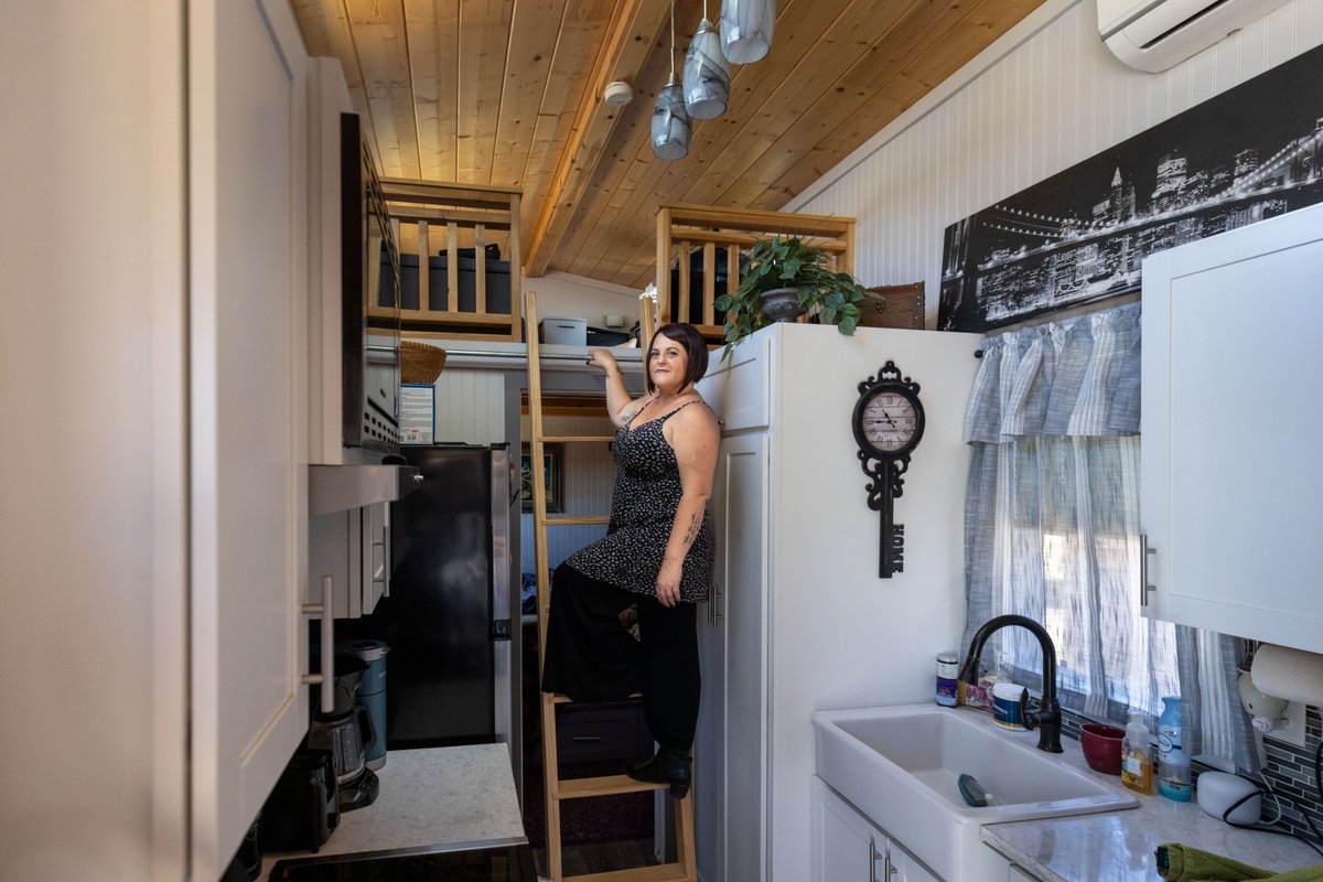 GOOOOOOOD MORNING, #TreasureValley!

We're back w/ Day 5⃣ in @IJ's Idaho #TinyHomes trial⚖️

Should it be a #CRIME🚔to live in a #TinyHome on Wheels on residential #PrivateProperty?

@MeridianIdaho says YES, but can't explain why & has made Chasidy Decker #homeless since 8/1/22😧