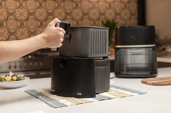 Mais versatilidade e tecnologia para dentro da sua cozinha! 💛  Com 7,1 litros de capacidade, painel digital<a href="/tag/blackfriday%C3%A9wap"class="tags"><span>#blackfriday&eacute;wap</span></a>