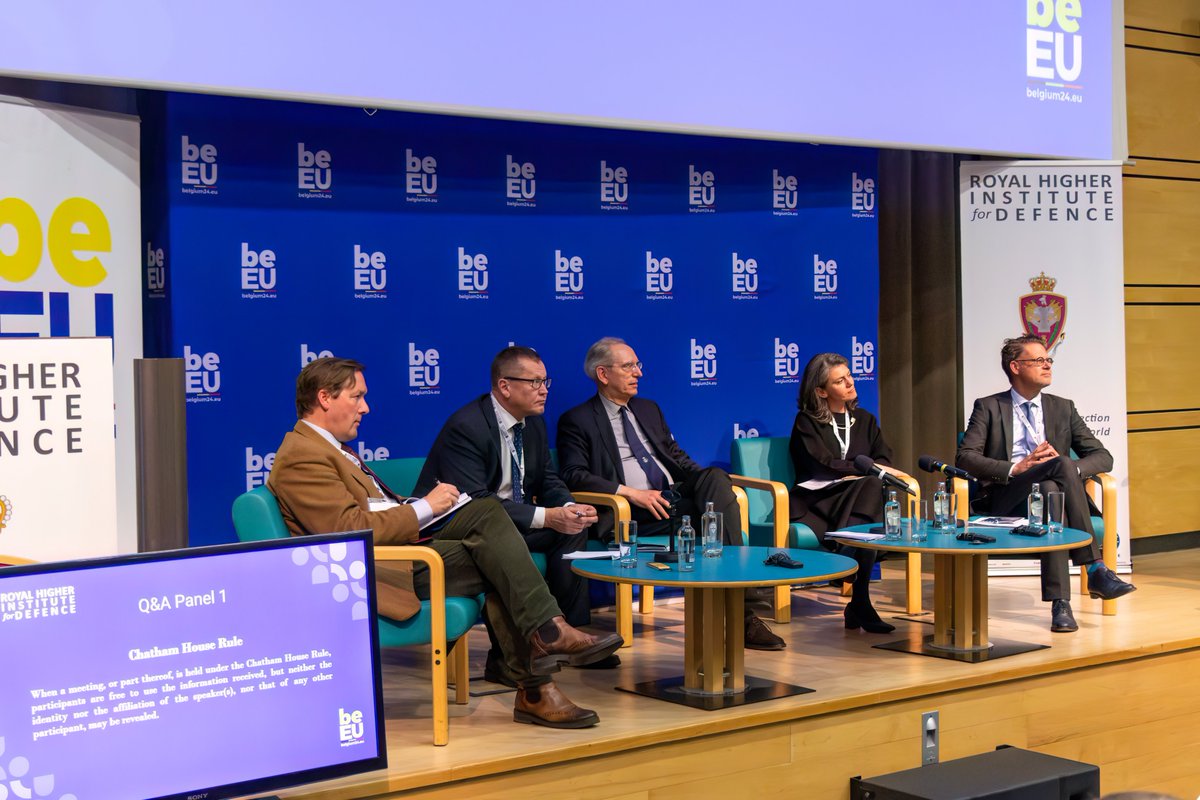 PANEL 1⃣ MARSEC Semirar w/ @c_bueger, Jukka SAVOLAINEN, Frederik MERTENS, @KeYiLin9, Louis LE HARDY DE BEAULIEU. #Maritimesecurity connects issues ranging from critical infrastructure to climate change. 🔑International and regional #cooperation @EU2024BE #CSDS