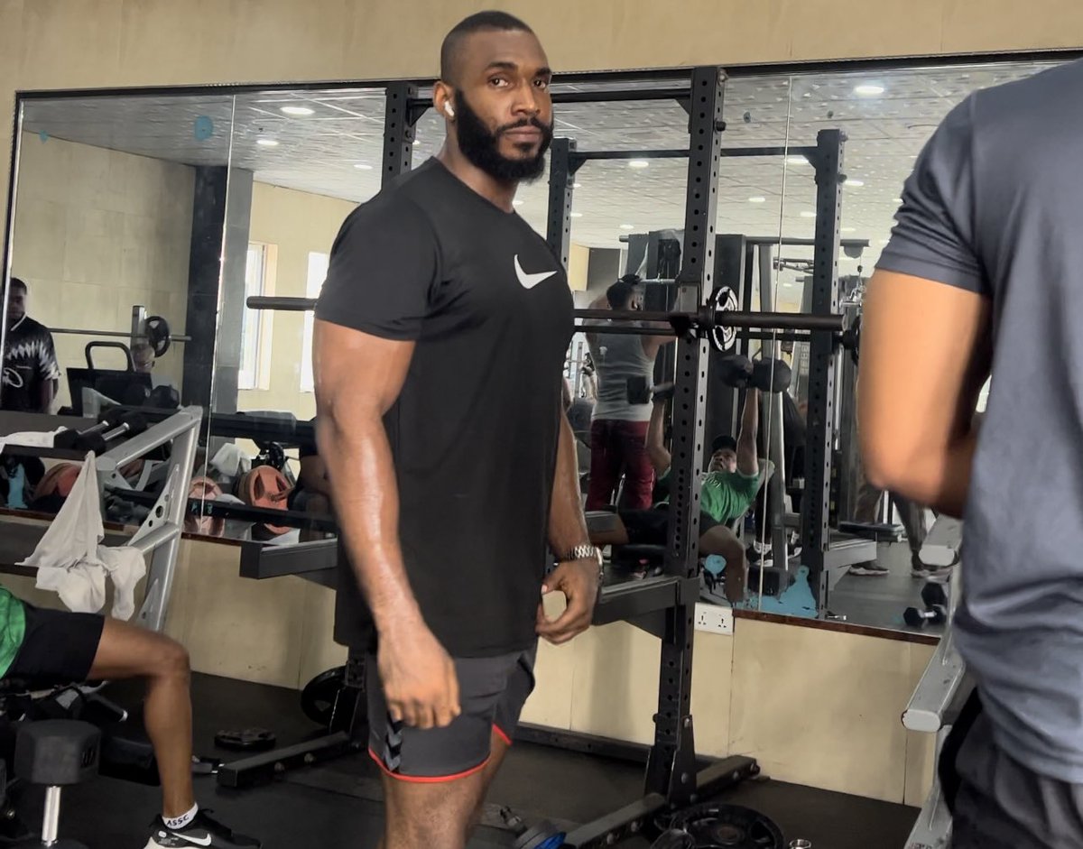 Templegaurd's tweet image. It doesn’t take much for us to do this shit quietly. You don’t want to see me on my leg days😂😂