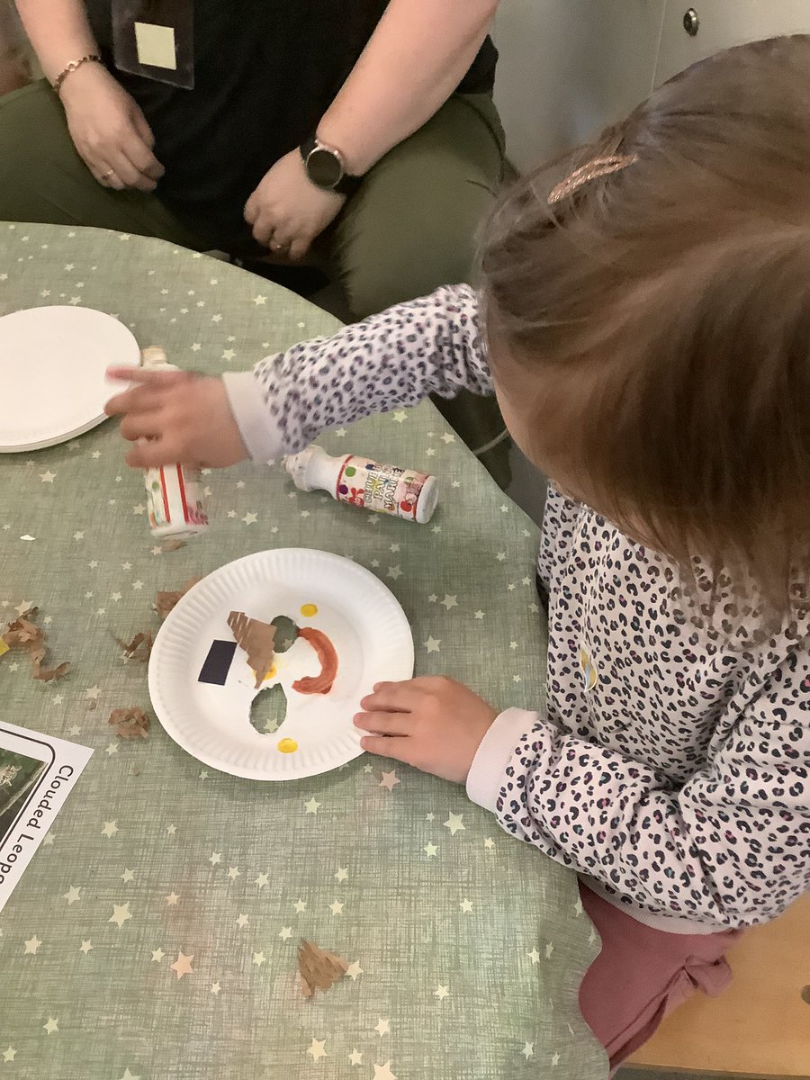 RobsackN's tweet photo. Down in the jungle where nobody goes, there are elephants, squirrel monkeys, and sun bears washing their clothes... 🎶The children are making their own animal masks!🐒🐍🐘 https://t.co/PfxGkA2mCV