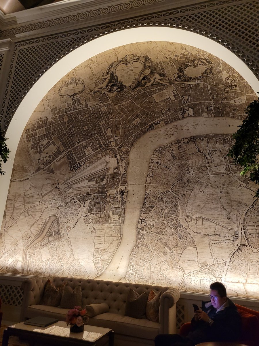 shrabanibasu_'s tweet image. Was great to be invited for cocktails with @FPALondon members to the secret #SpyBar of the Raffles Hotel at the Old War Office once used by Ian Fleming and T.E Lawrence. Here with fellow journos and a fabulous red typewriter. Thank you to the OWO team for the wonderful tour. 🙂