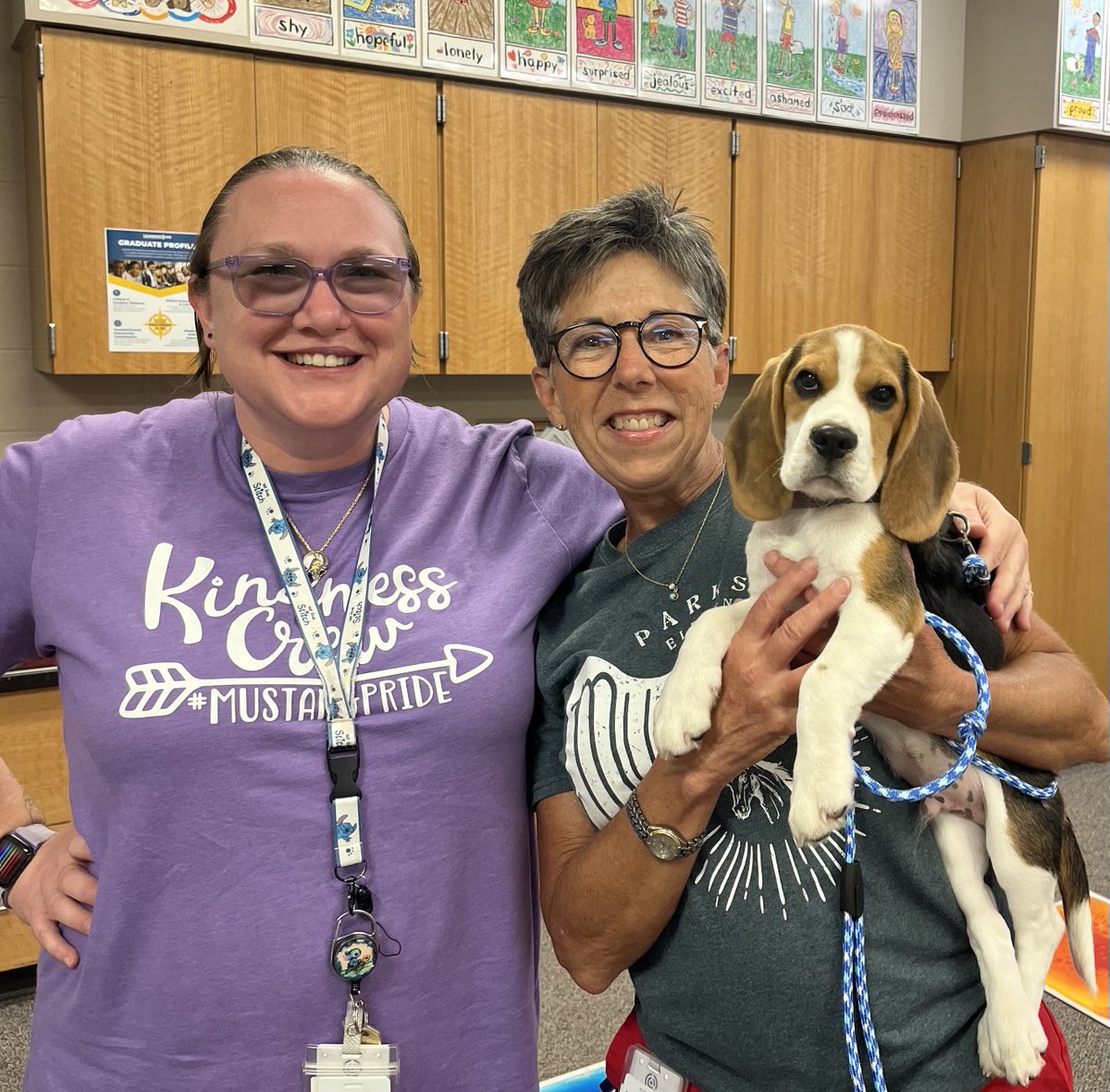 mammalooney's tweet photo. Introducing Ray!
If training goes well, Ray wlll be our #SCSS team member ⁦@Parkside_ES⁩ 
#1LISD  

#Beagles
#SPED 
#BehaviorIsCommunication https://t.co/hryPIlSe8N