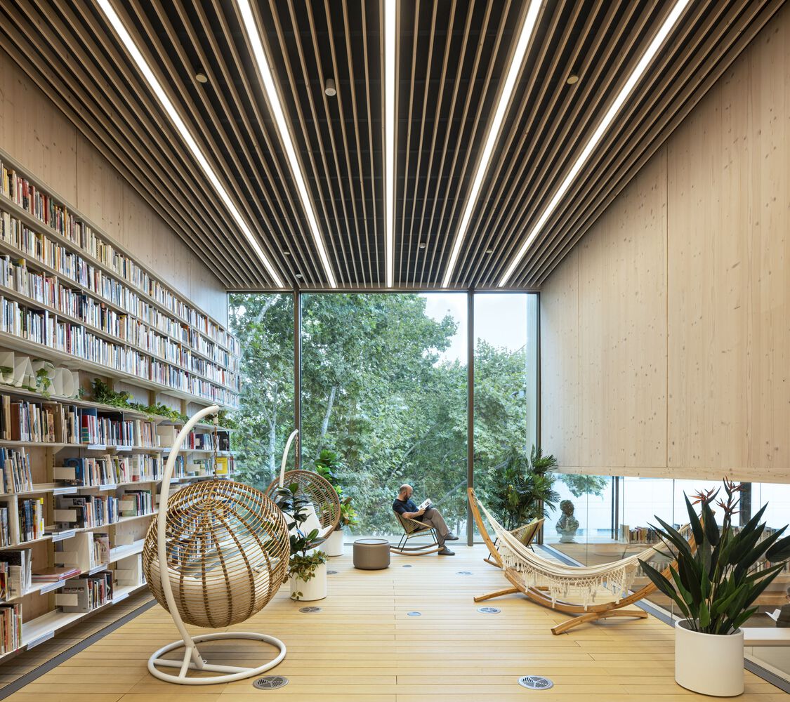 #Proyectos _ Biblioteca Gabriel García Márquez diseñada por SUMA Arquitectura. Fotografías: Jesús Granada. #Arquitectura #Architecture