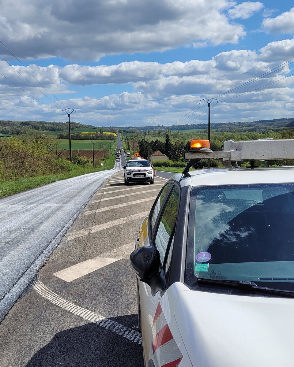 [📷 Retour en images]

Du 2 au 12 avril dernier, la DIR Nord rénovait la chaussée de la RN31 dans l’Aisne dans le secteur de la commune de Paars.

🦺Votre route, notre cœur de métier.

#DIRNord #RN31 #travaux #chaussée
