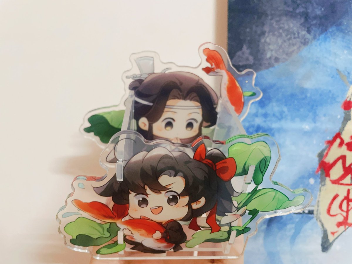 #魔道祖師 #忘羡 #MDZS 
最近制作的无料~亚克力笔筒
#WangXian    #魔道祖师