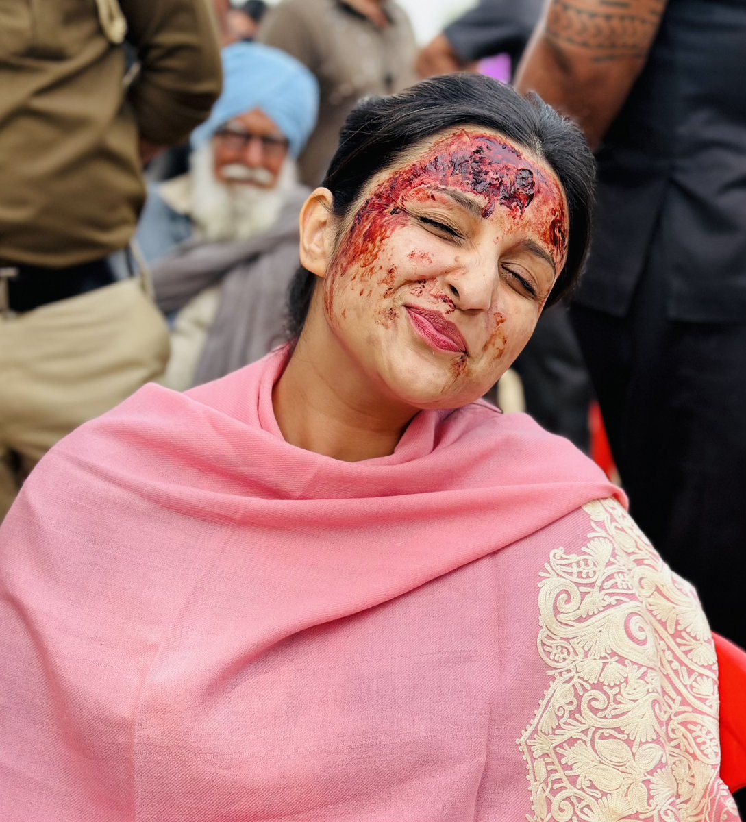 ParineetiChopra's tweet photo. Shoutout to my glam team, for making me #Chamkila (shine) as Amarjot, for all the fun filled days at Gurudwara, and for capturing Amarjot throughout the film in these stills… ❤️ https://t.co/r35xqqjCKB