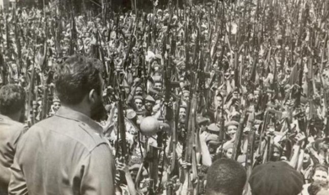 DiazCanelB's tweet image. En el Día del #Miliciano, nuestro emocionado homenaje a la heroica generación que ganó para siempre uno de los más honrosos títulos de la #RevoluciónCubana al  propinarle su primera gran derrota al imperialismo en América. #AbrilDeVictorias 🇨🇺