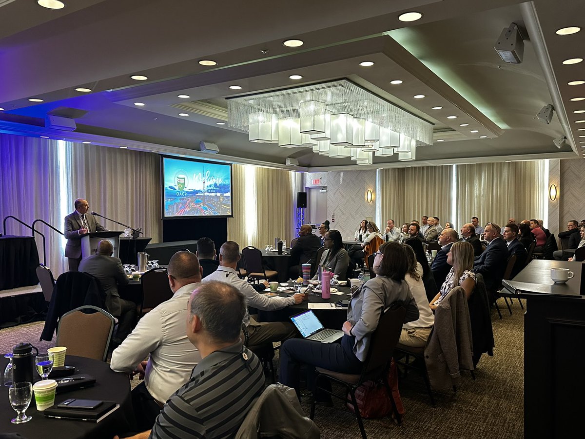 Today, police leaders from across Ontario joined together in York Region at the @OACPOfficial Leadership Forum to discuss the importance of Intentional Leadership. Great workshops are planned to discuss leading self, teams and the communities we are entrusted to serve.