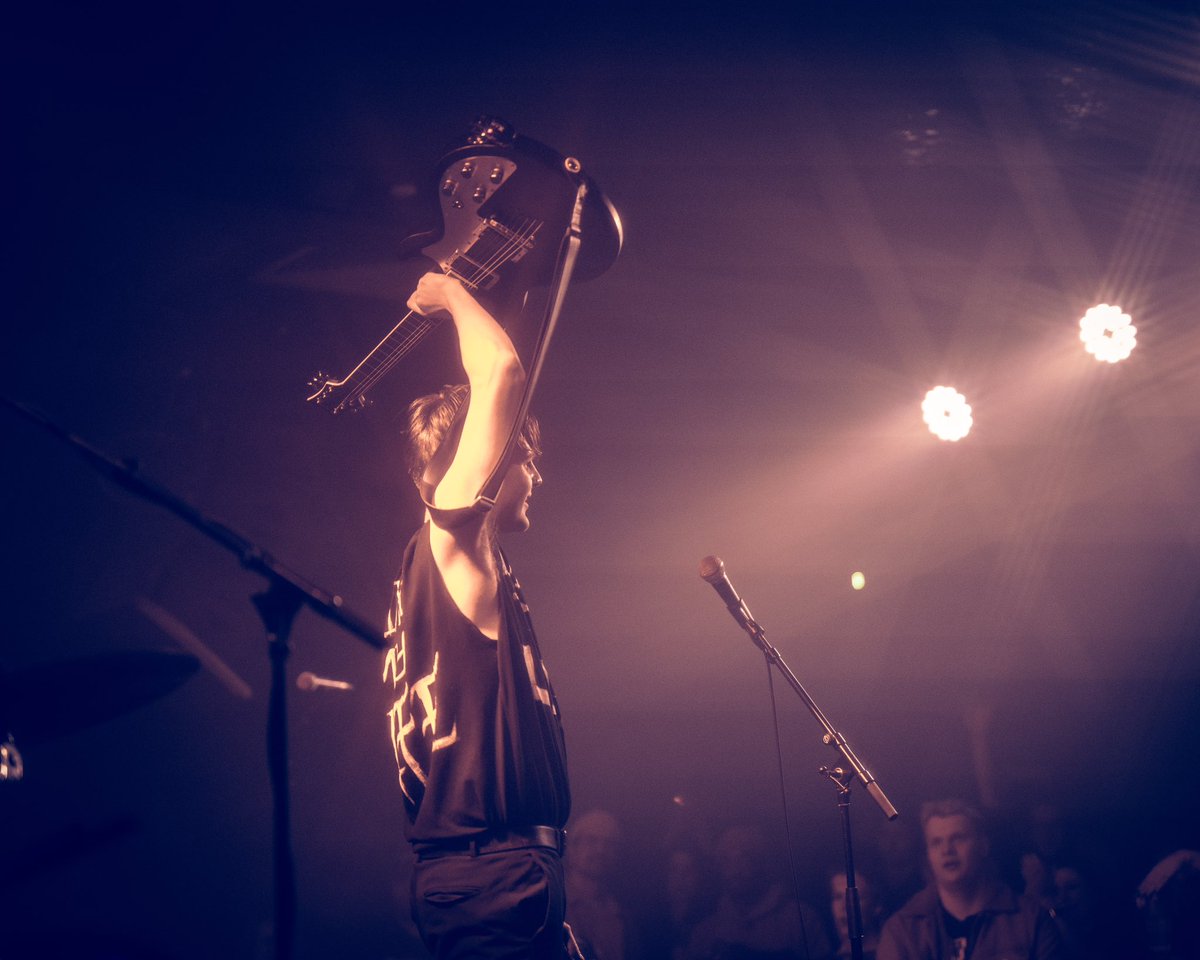 Delaire the Liar (@delairetheliar) on Twitter photo one for your health, one of your problems
honoured to be supporting <a href="/DreamStateUK/">DREAM STATE</a> for their Download Warm Up shows in Guildford & Tunbridge Wells - tickets available now đź”—
📸 - Estie Booley one for your health, one of your problems
honoured to be supporting <a href="/DreamStateUK/">DREAM STATE</a> for their Download Warm Up shows in Guildford & Tunbridge Wells - tickets available now đź”—
📸 - Estie Booley
