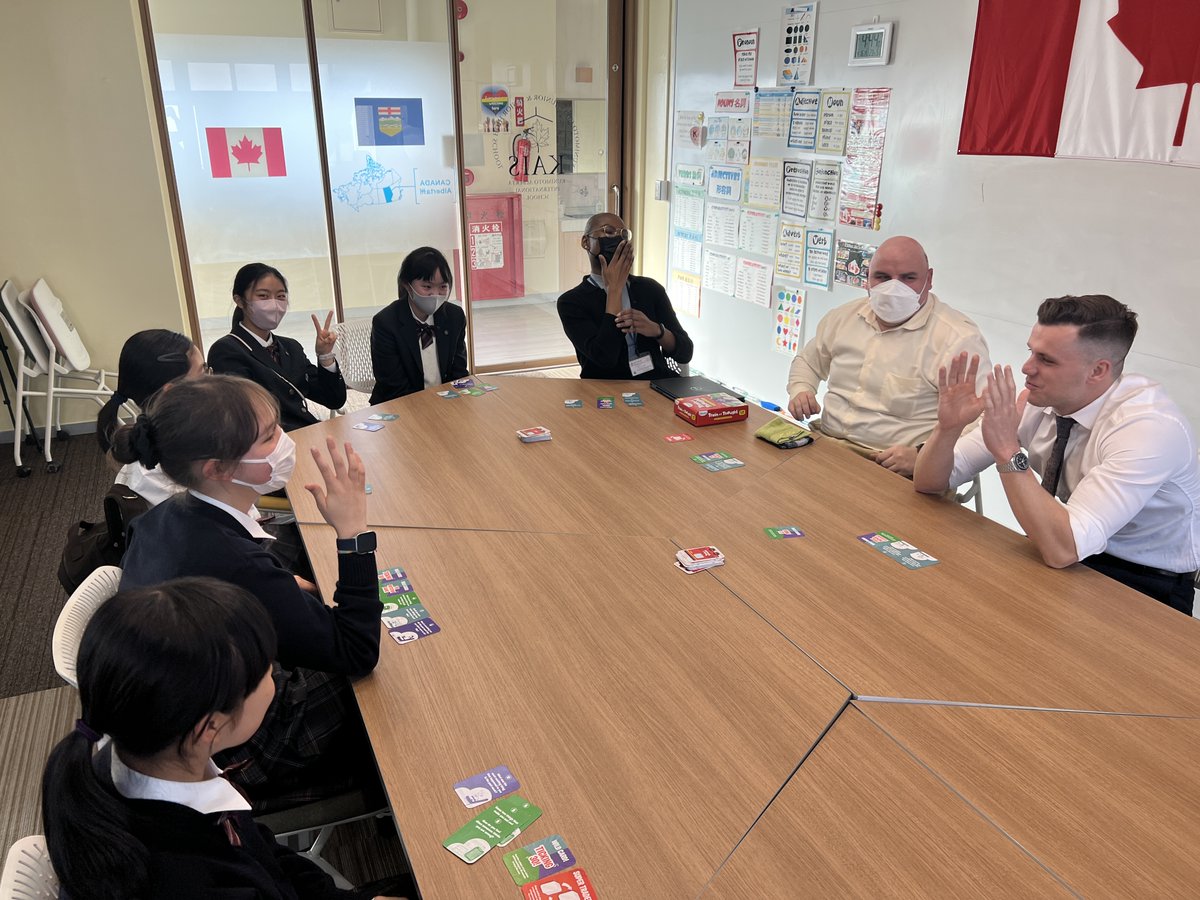 Fun with English! #Englishclub #English #games #KAIS #Kunimoto #KunimotoGakuen #Englishconveration #doublediploma #DD #internationalschool #Japan #Canada #Alberta #AlbertaEducation #Canadiancurriculum #billingual #bicultural #highschool