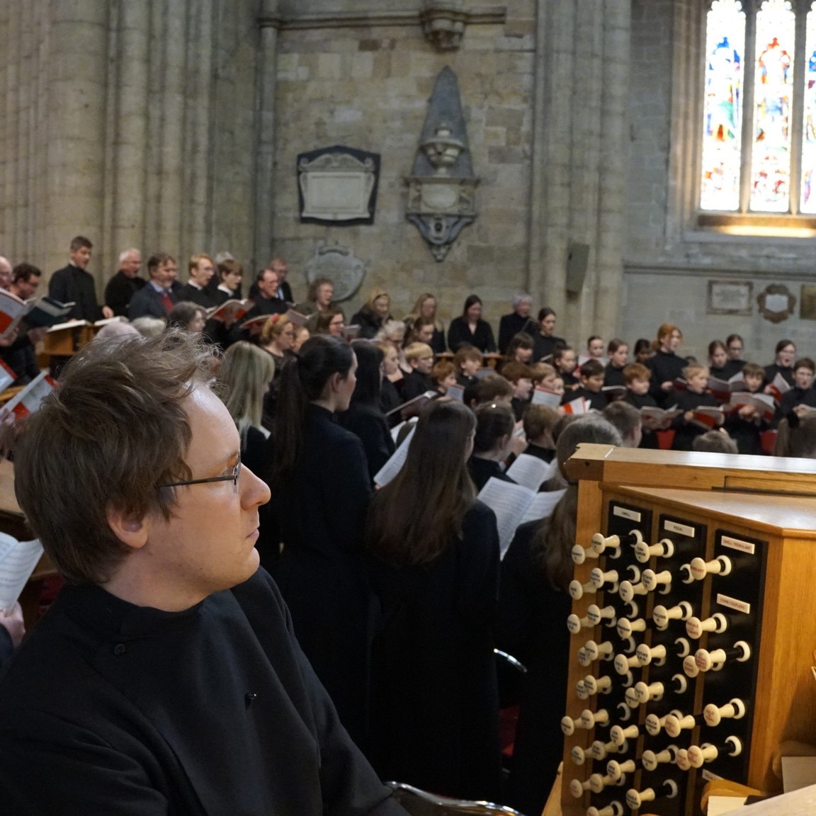 We're looking forward to our FREE Concert Thursday 18th April at 1pm. Tim Harper will be joining us and performing music by Holst, Bairstow, Fauré & Jeffrey Wilson on the organ. The concert takes place in the stunning setting of the medieval quire. riponcathedral.org.uk/events/thursda…