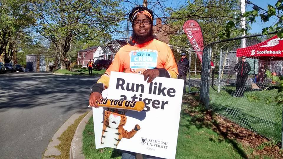 Happy National Volunteer Week! Meet Dal alum Mahbubur Rahman (MASc’16, MPA’22), who volunteers on committees, at the Bluenose Marathon and International Students’ Holiday dinner, and is a Dal Global Ambassador: bit.ly/4aQTq6D #NVW2024